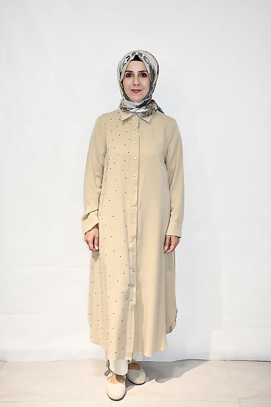 Taş İşlemeli Keten Gömlek