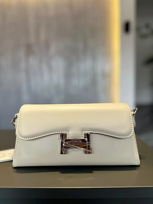 LEVİDOR KREM ÇANTA