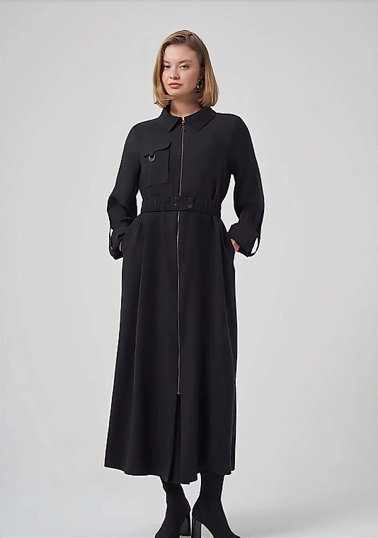 Kemer Detaylı Siyah Elbise
