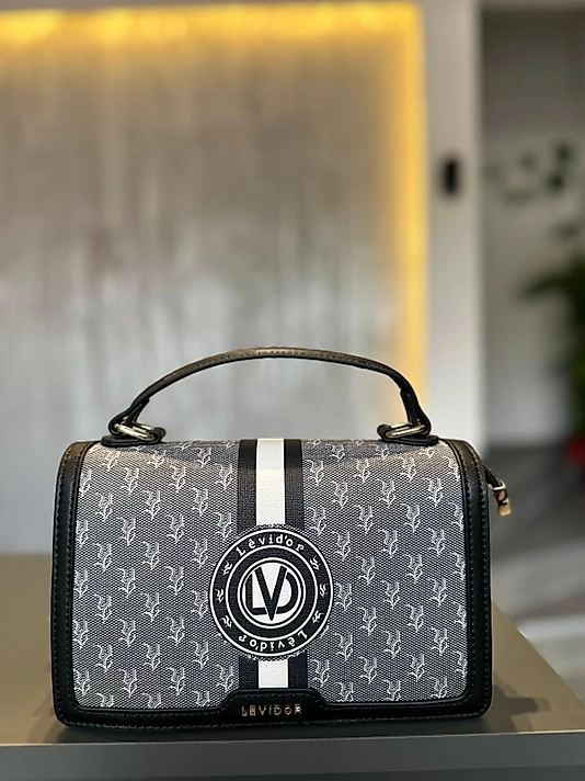 LEVİDOR SİYAH ÇANTA
