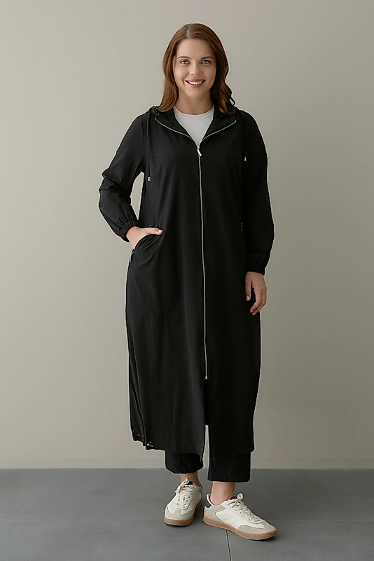 Önü Ve Cebi Fermuarlı Siyah Kap